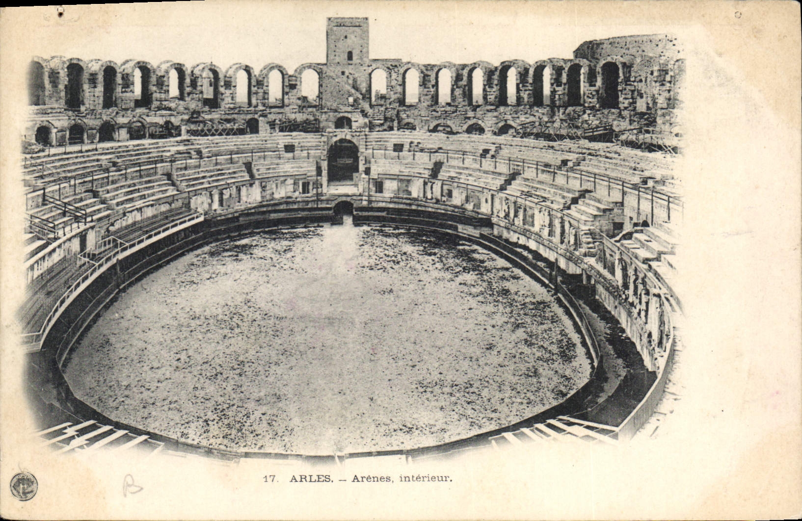 CPA Arles Arenes interieur 