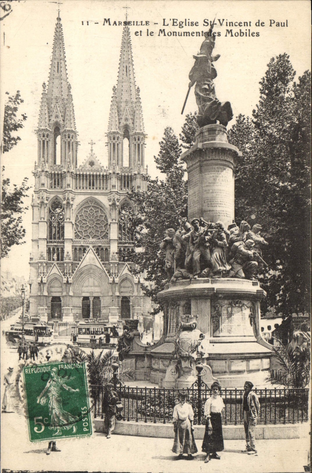 CPA Marseille L'Eglise St Vincent de Paul et le Monumentales Mobiles 