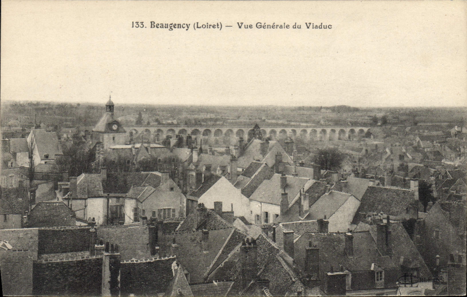 CPA Beaugency Loiret Vue Generale du Viaduc 