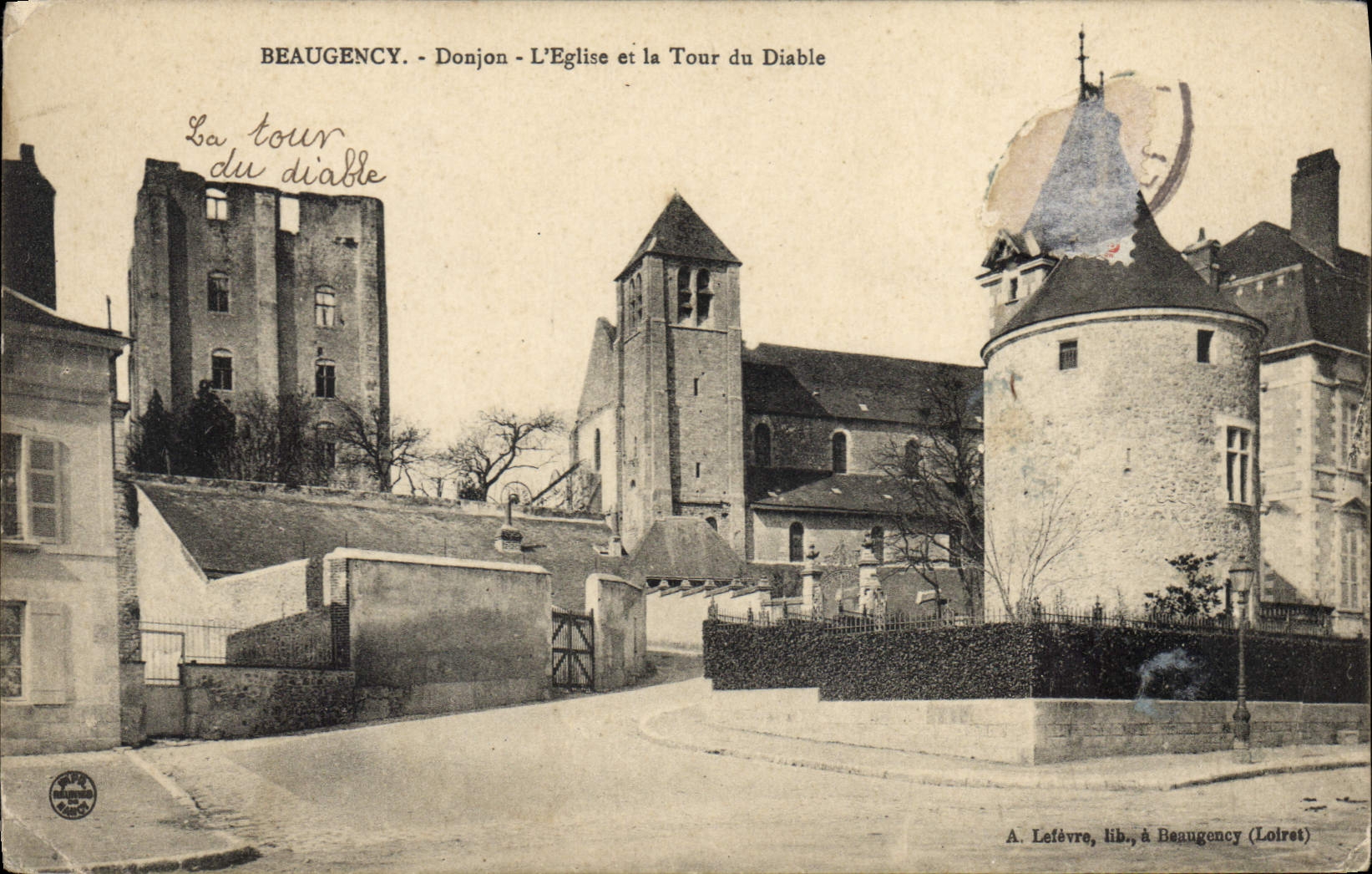 CPA Beaugency Donjon L'Eglise et la Tour du Diable