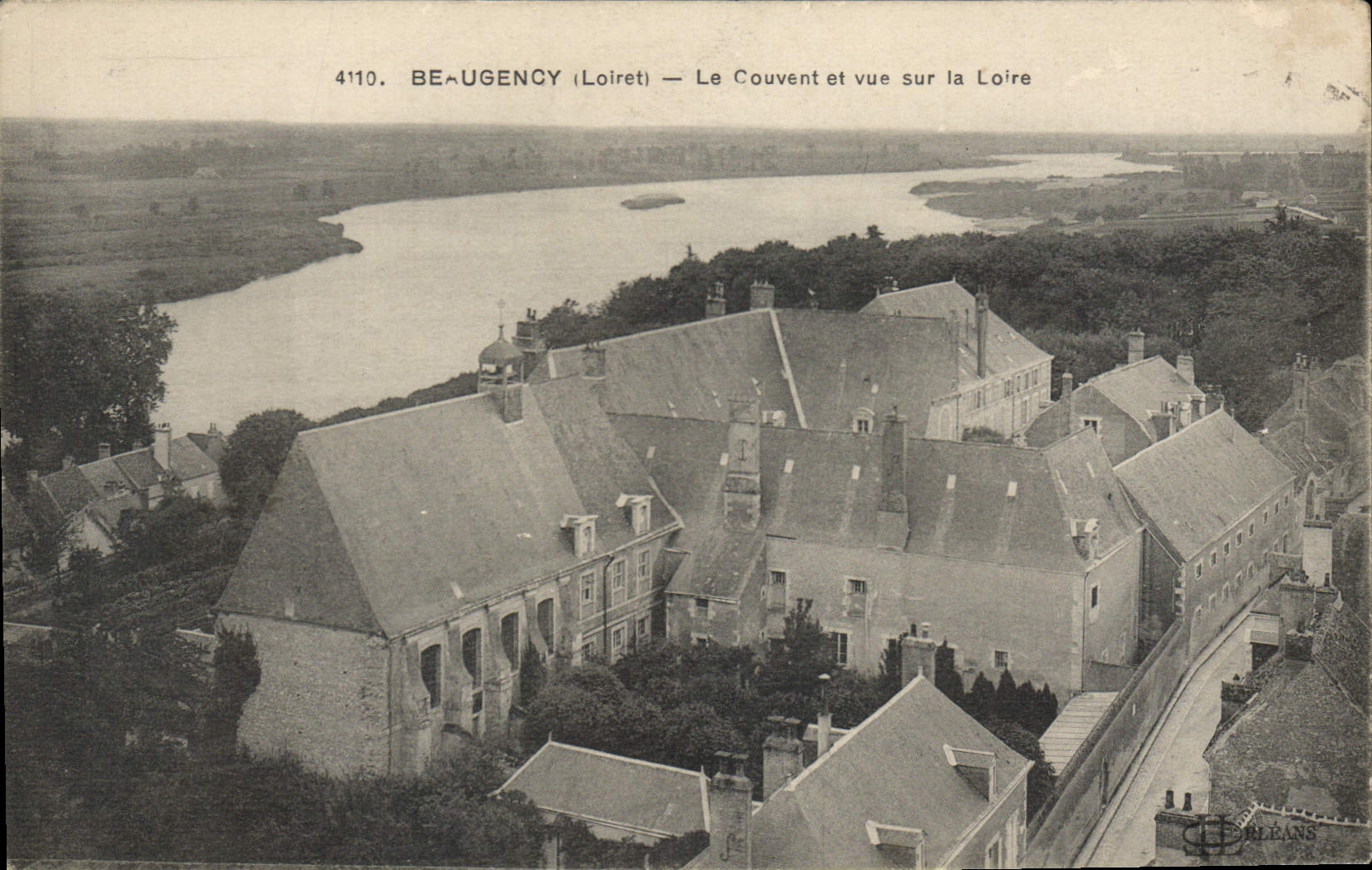 CPA Beaugency Loiret Le Couvent et vue sur la Loire