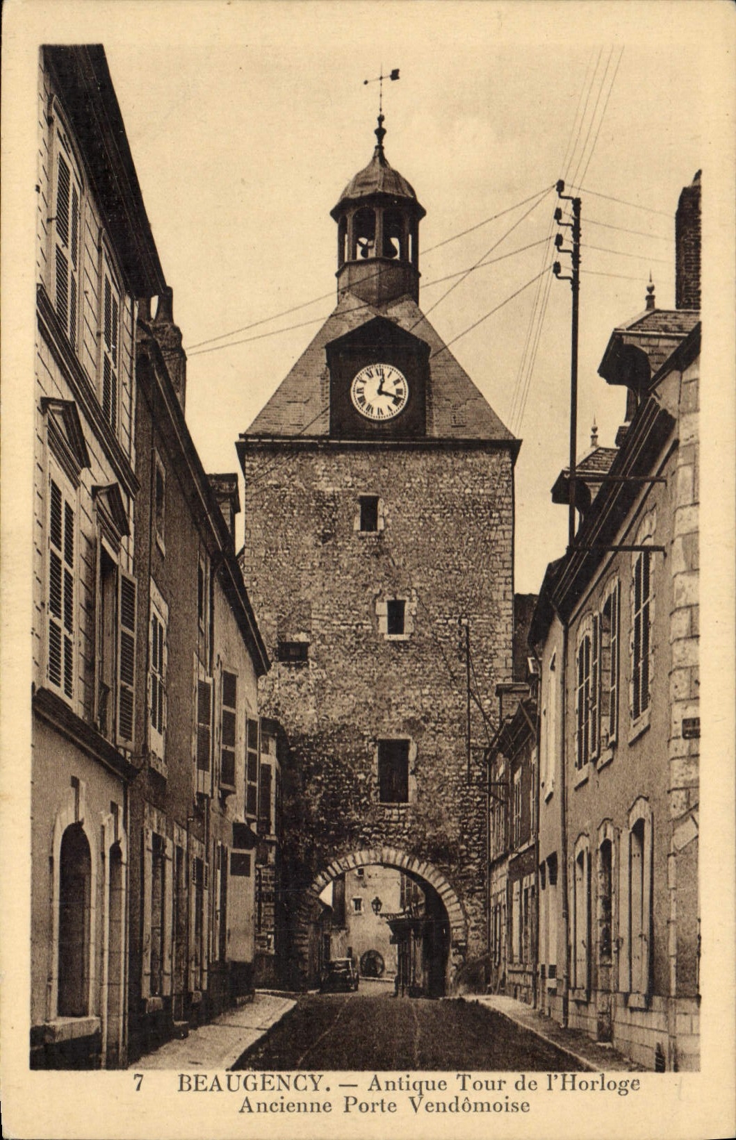 CPA Beaugency Antique Tour de l'Horloge Ancienne Porte Vendomoise