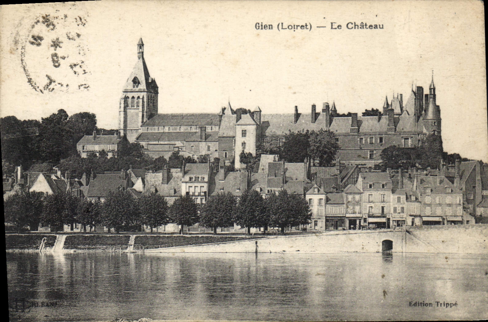 CPA Gien Loiret Le Chateau 