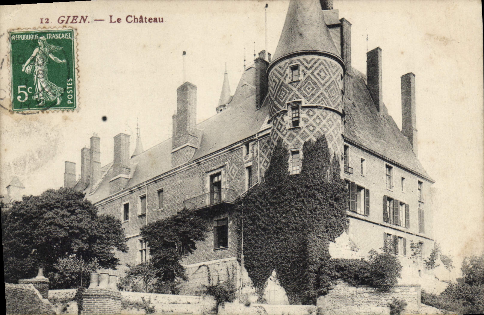 CPA Gien Le Chateau 
