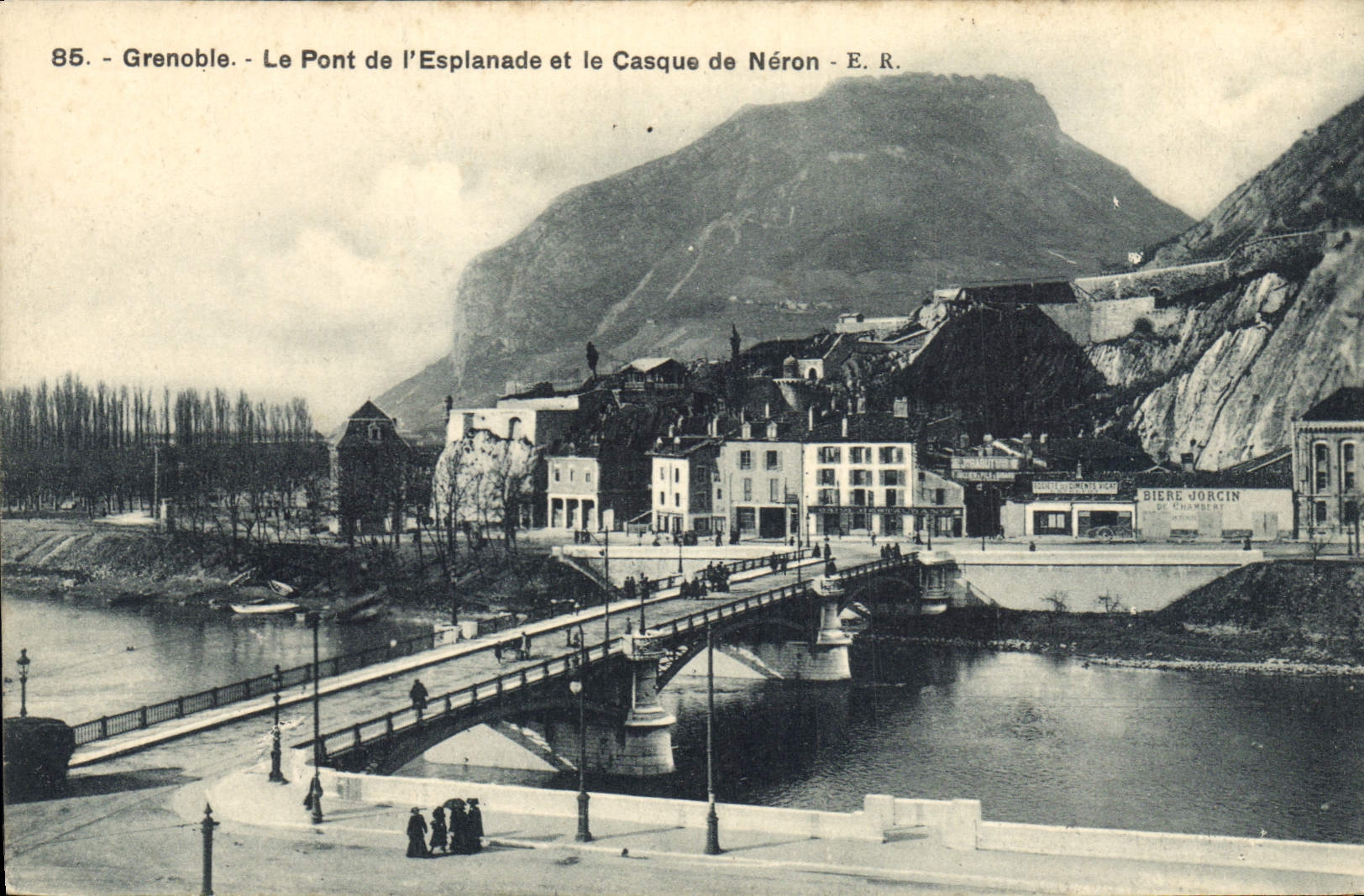 CPA Grenoble Le Pont de l'Esplanade et le Casque de neron