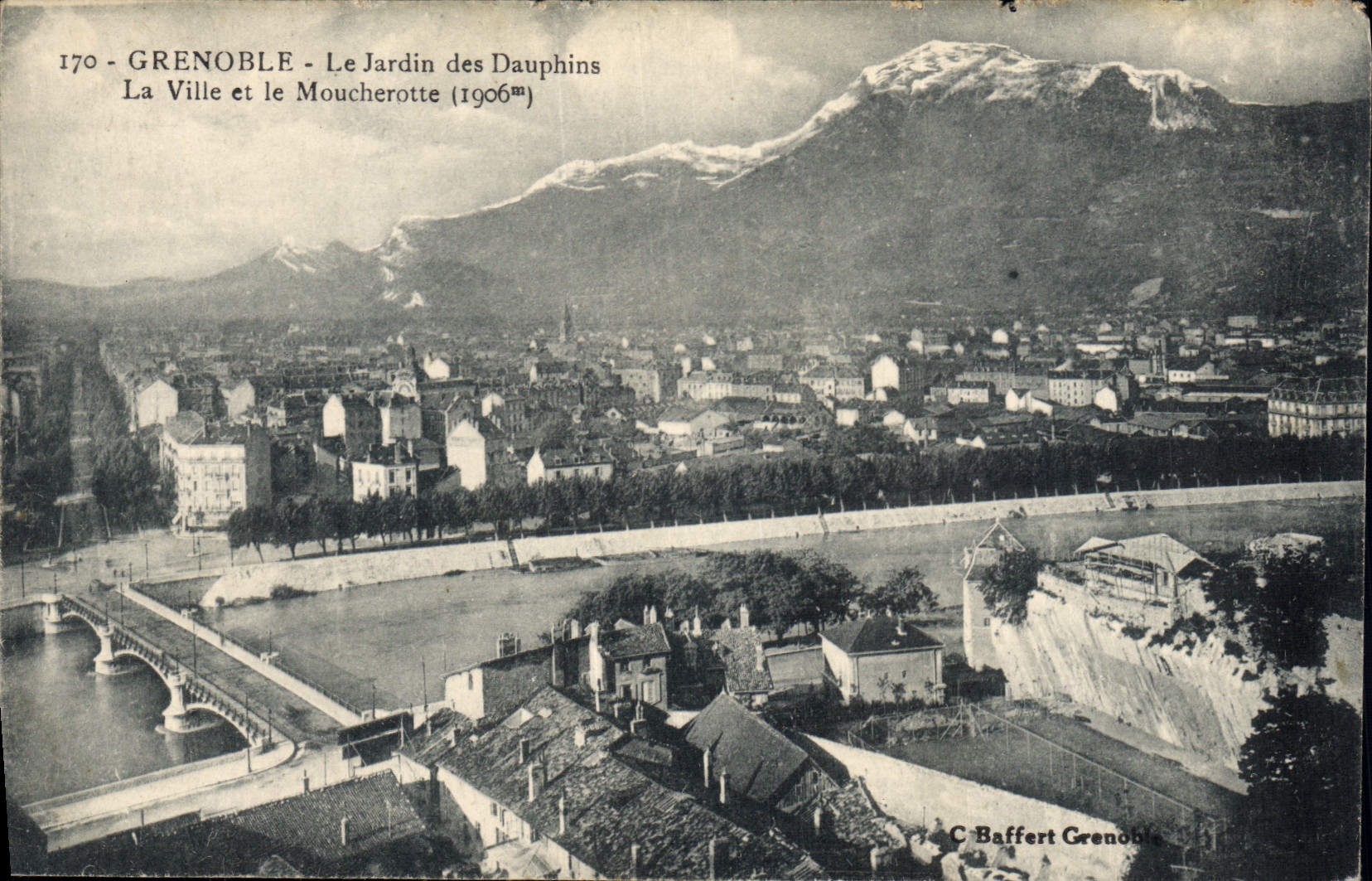 CPA Grenoble Le Jardin des Dauphins La VIlle et le Mouncherotte