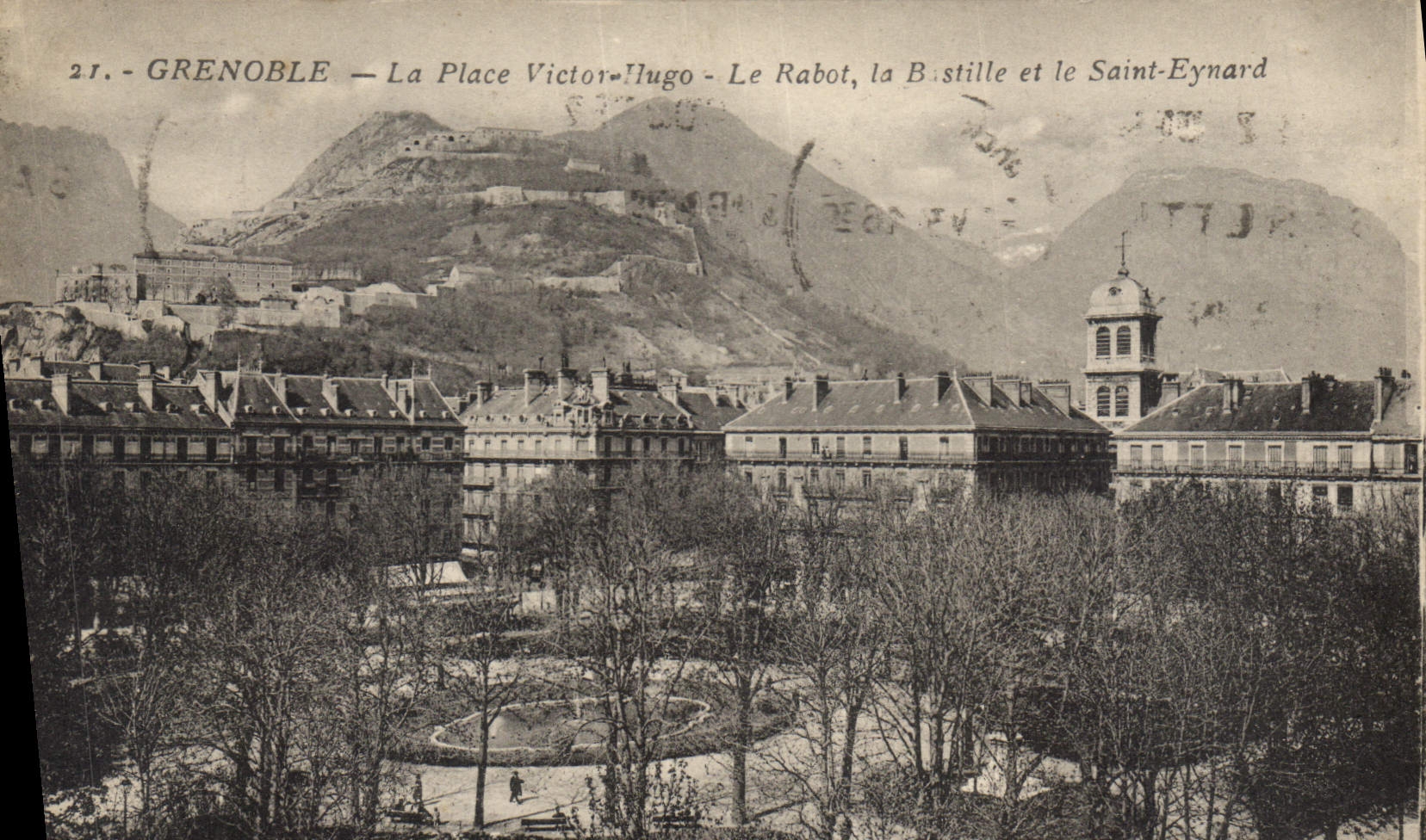 CPA Grenoble La Place Victor Hugo Le Rabot la Bastille et le Saint Eynard 