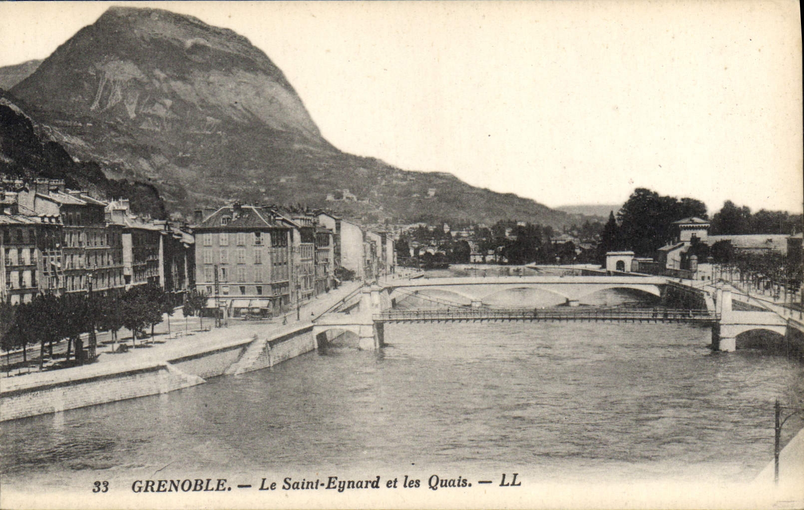 CPA Grenoble Le Saint Eynard et les Quais