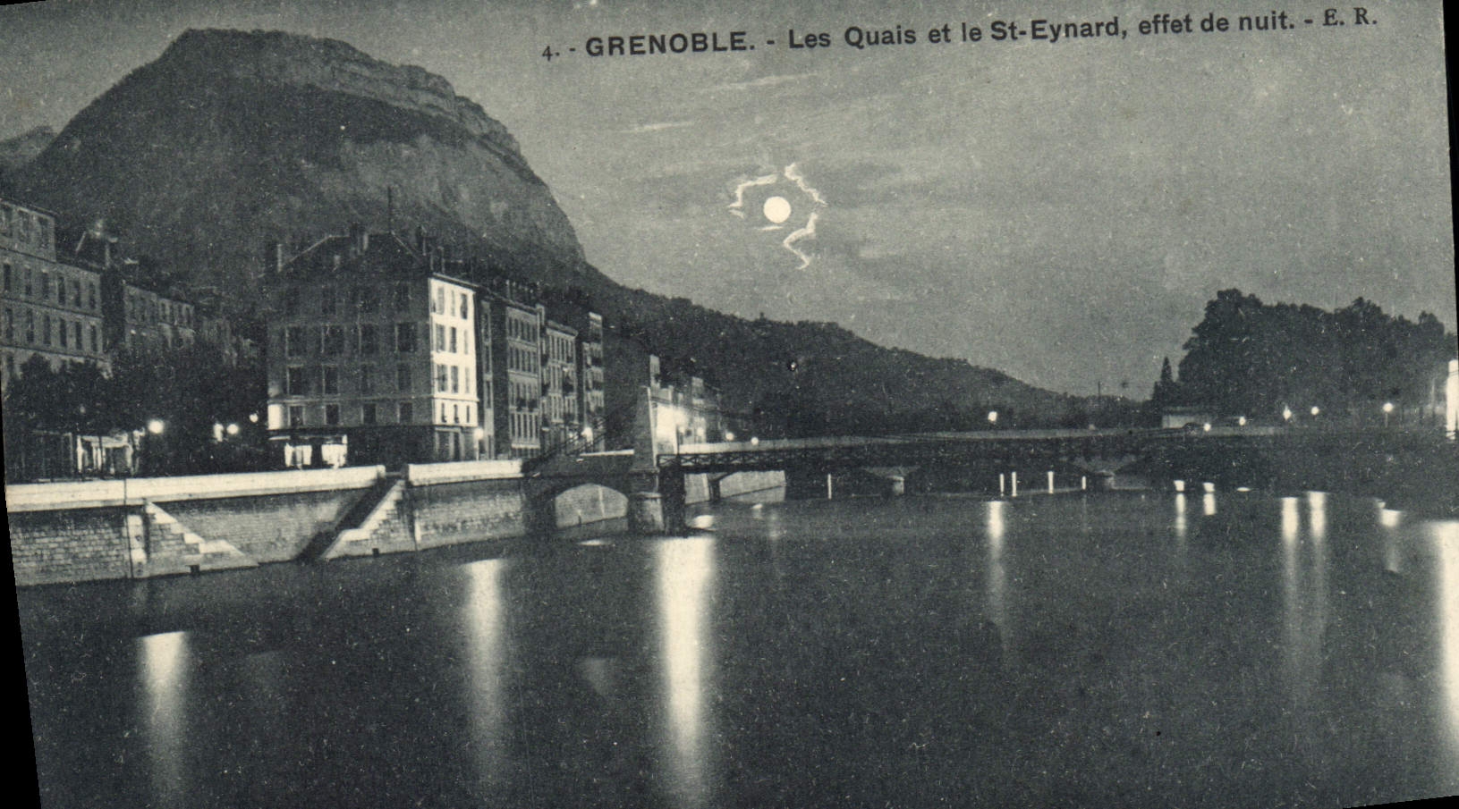 CPA Grenoble Les Quais et le St Eynard effet de nuit