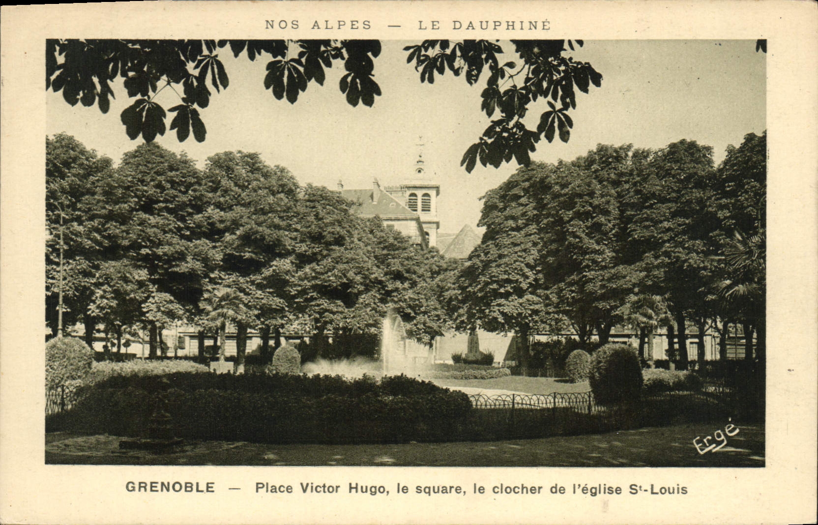CPA Grenoble Place Victor Hugo le square le clocher de l'eglise St Louis