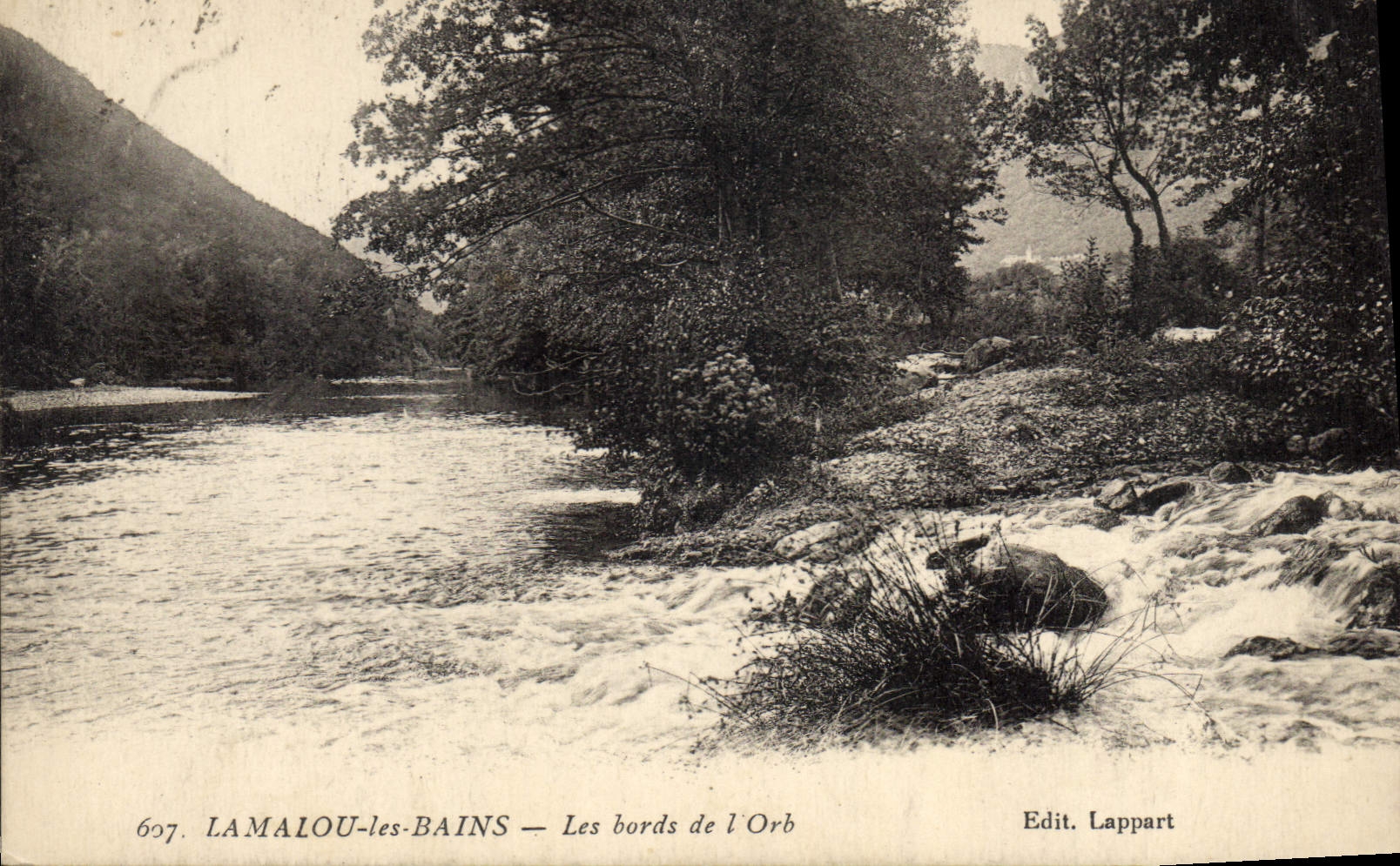CPA Lamalou les Bains Les bords de l'Orb