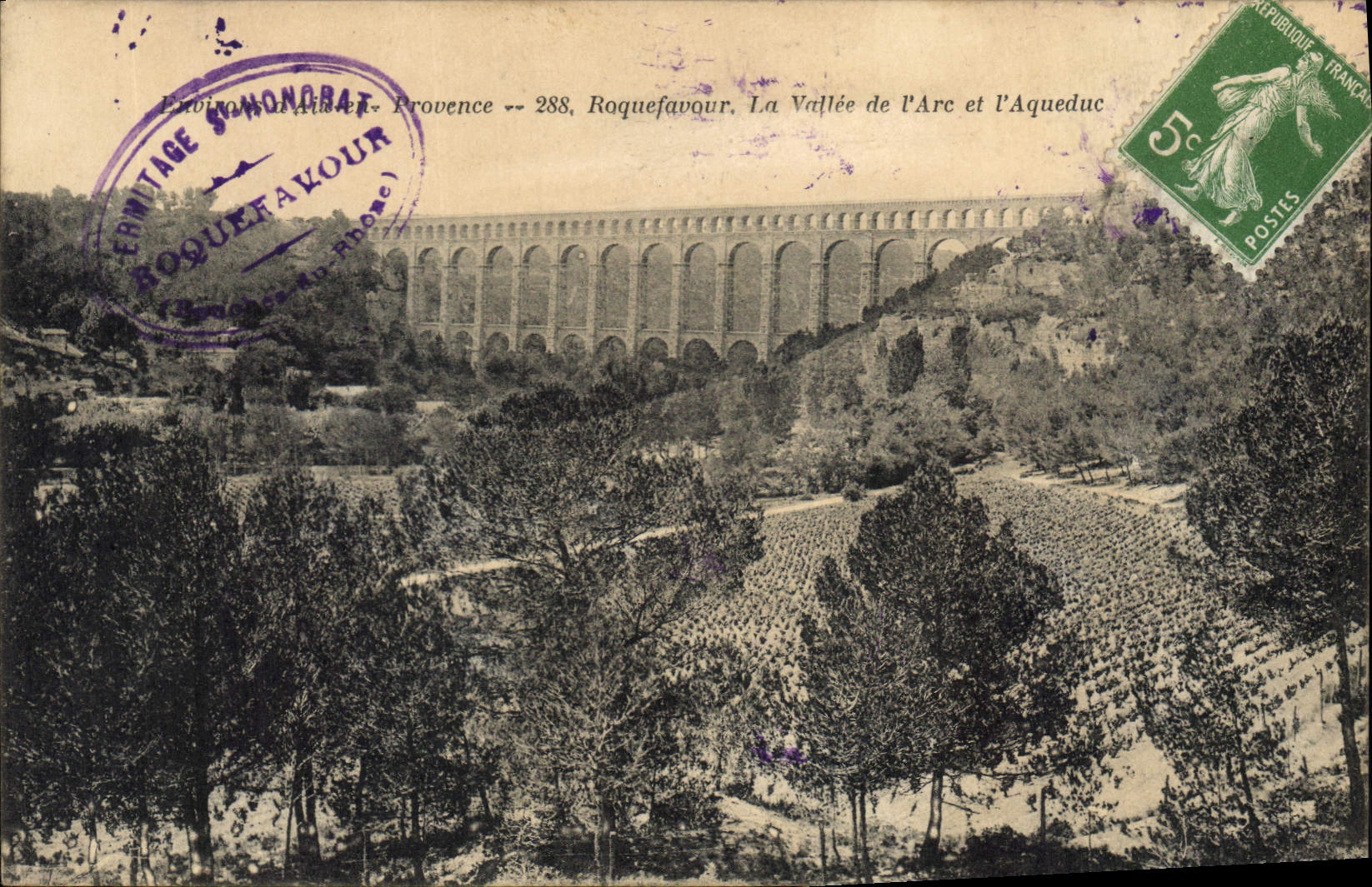 CPA Environs d'Aix en Provence Roquefavour La Vallee de l'Arc et l'Aqueduc 