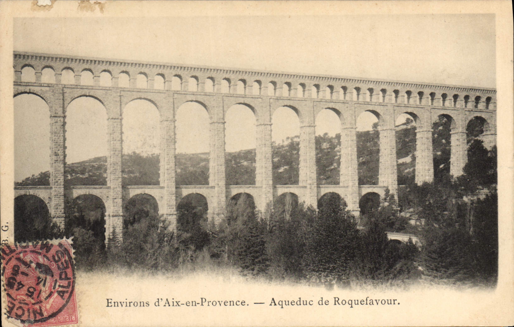 CPA Environs d'Aix en Provence Aqueduc de Roquefavour 