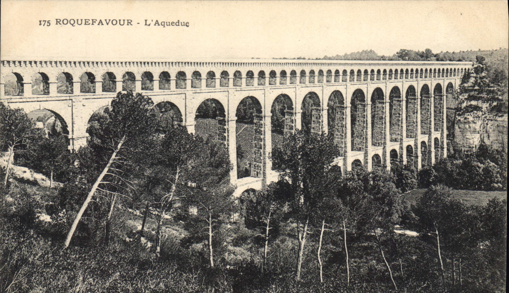 CPA Roquefavour l'Aqueduc 