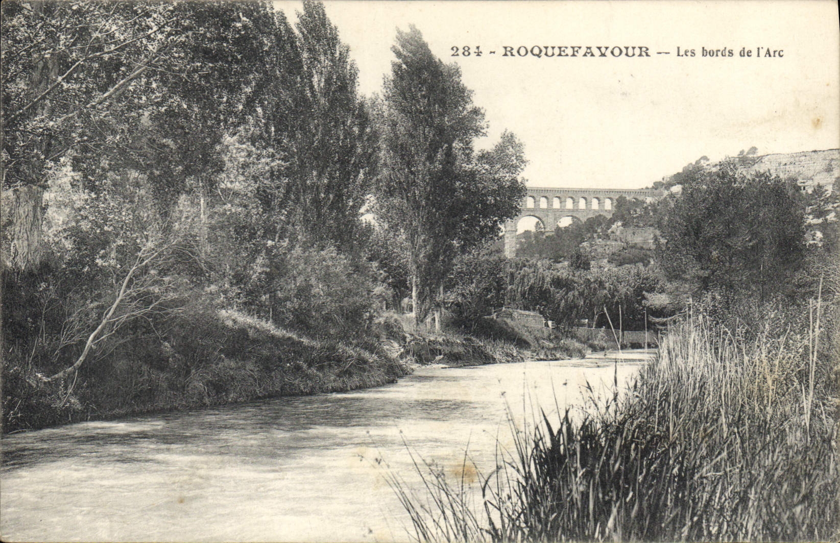 CPA Roquefavour les bords de l'Arc 