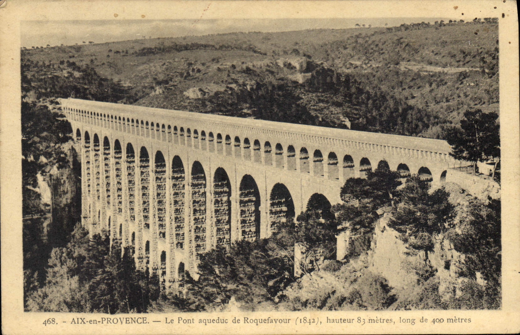 CPA Aix en Provence Le Pont acqueduc de Roquefavour 1842 