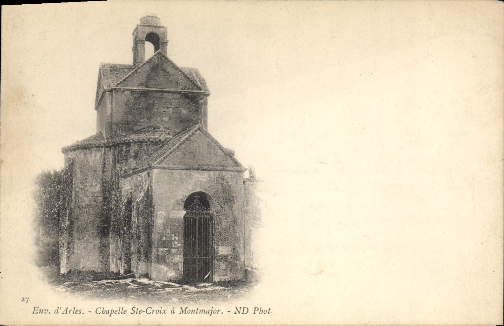 CPA Environs d'Arles Chapelle Ste Croix a Montmajor 