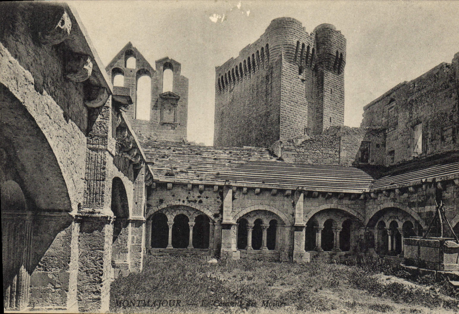 CPA Monmajour Le Couvent des Moines 