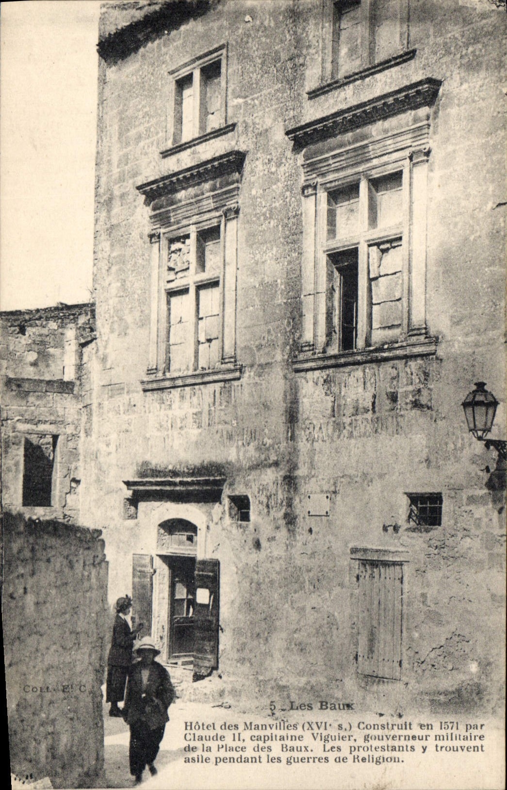 CPA Les Baux Hotel des Manvilles 