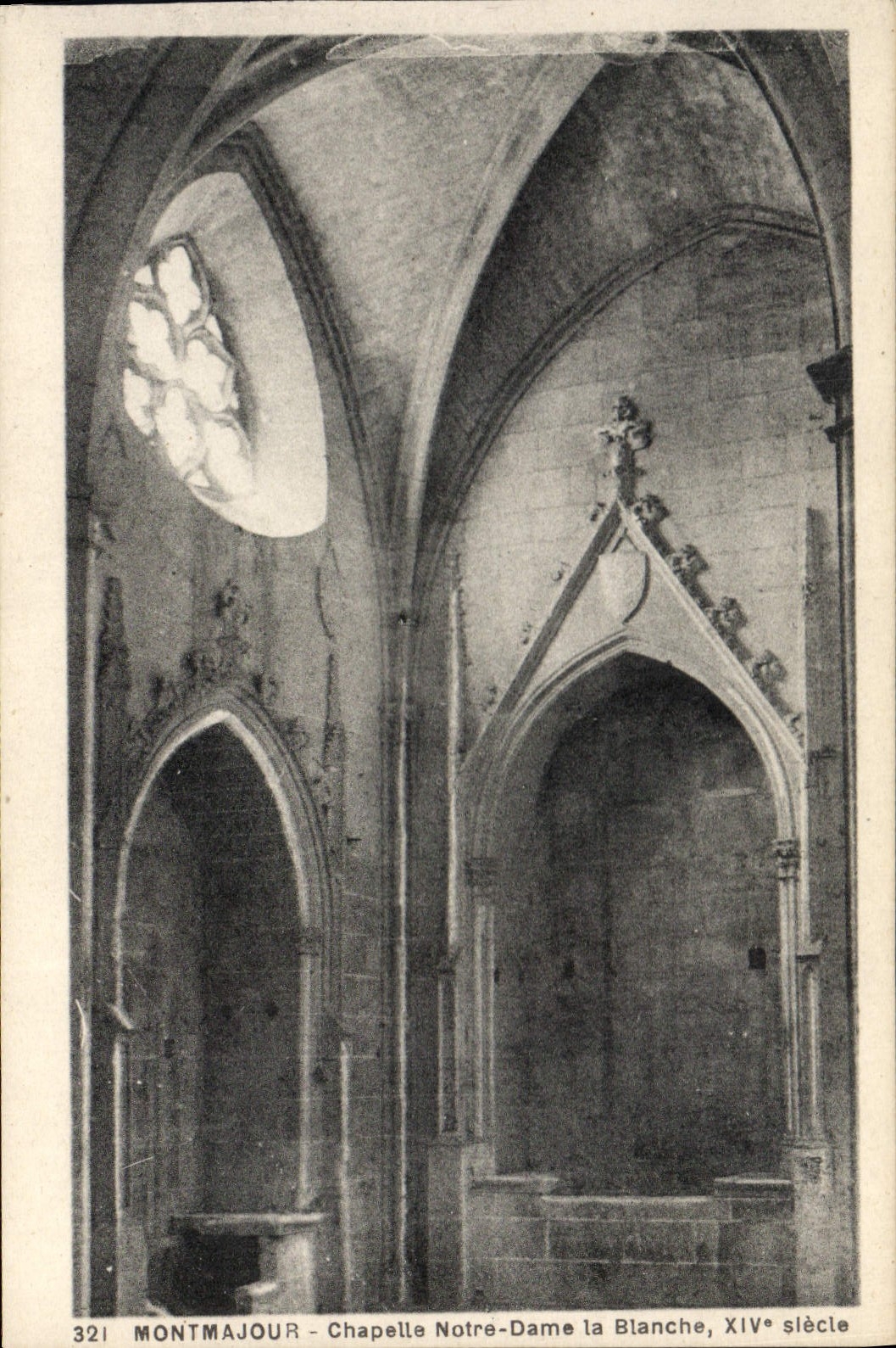 CPA Montmajor Chapelle Notre Dame la Vlanche XIV siecle 