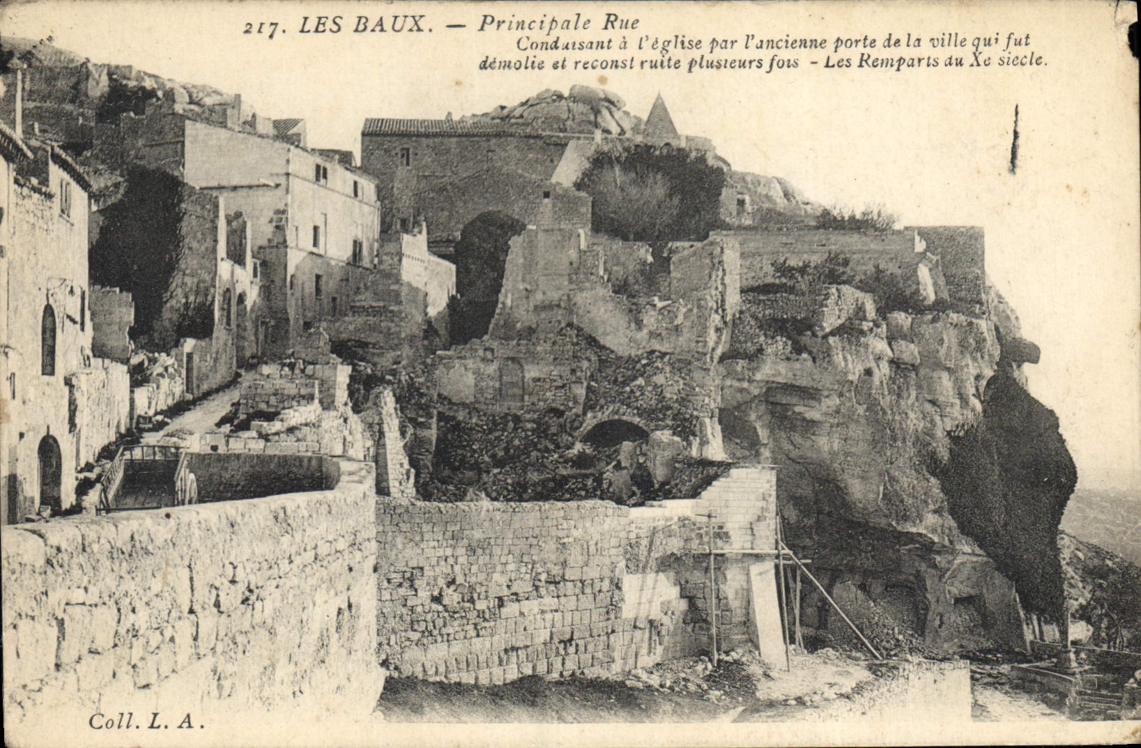 CPA Les Baux Principale Rue