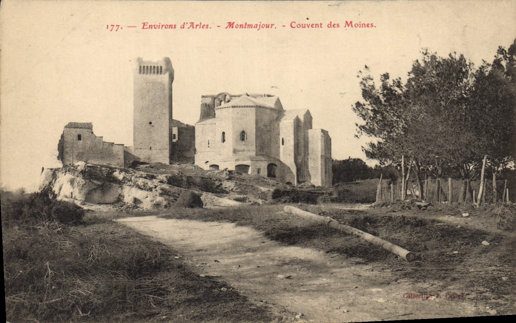 CPA Environs d'Arles Montmajour Couvent des Moines 