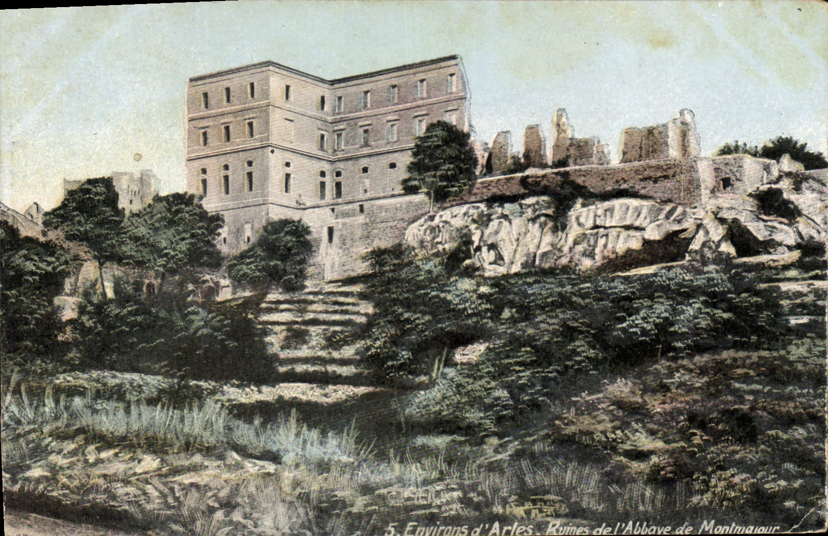 CPA Environs d'Arles Ruines de l'Abbaye de Montmajour