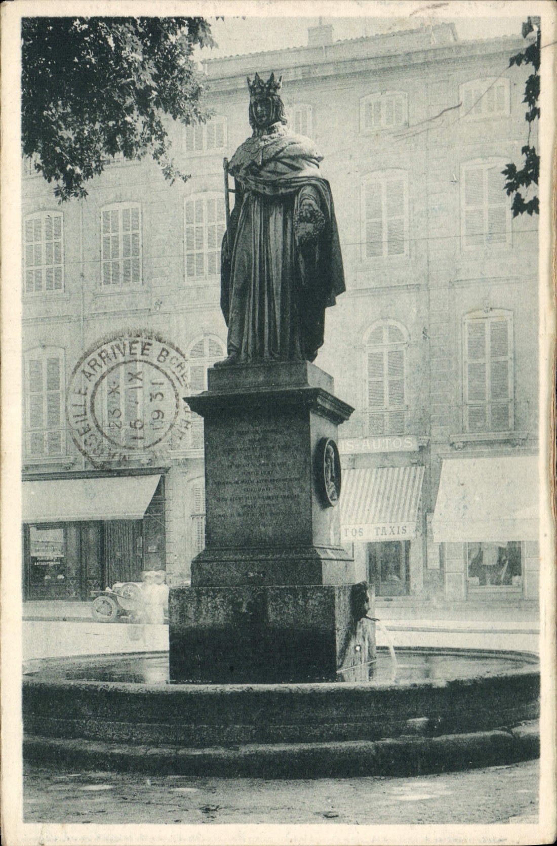 CPA Aix en Provence statue du Roy Rene 