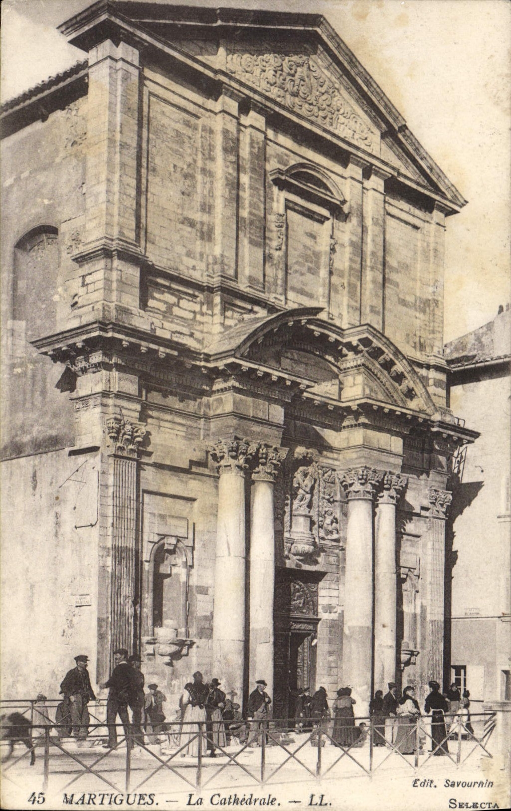 CPA Martigues Portail de la cathedrale