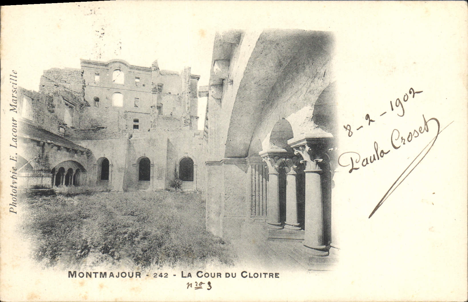 CPA Montmajour La Cour du Cloitre 
