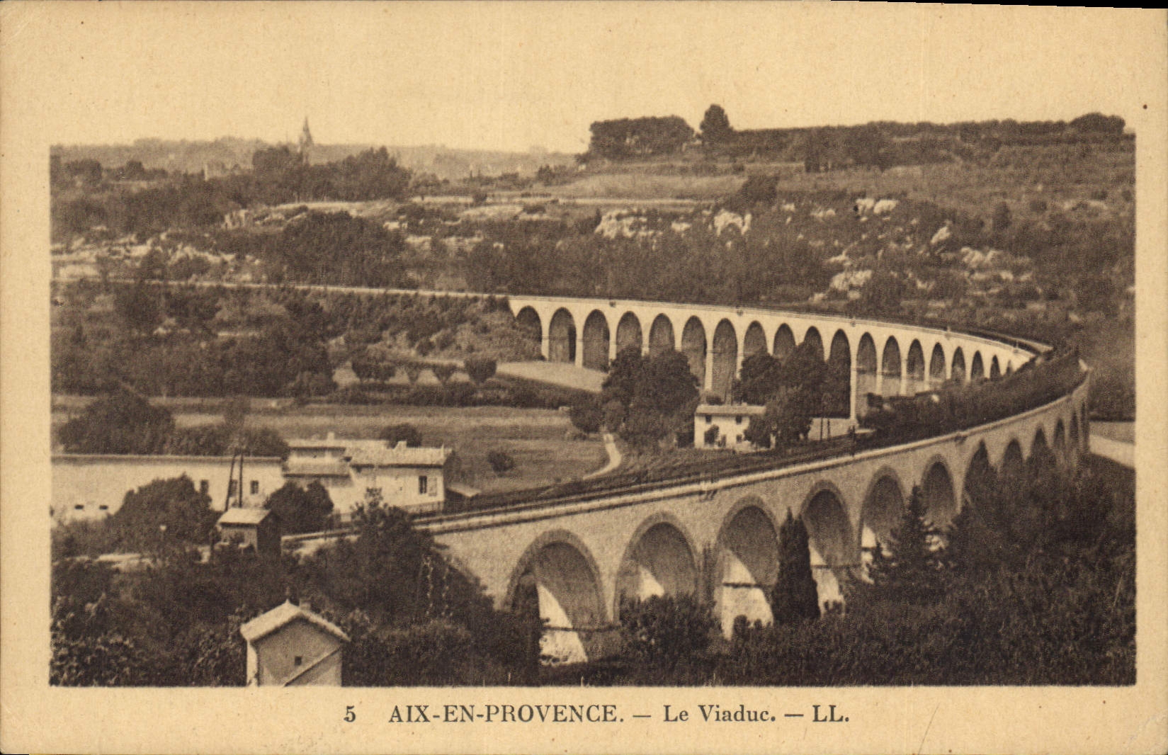 CPA Aix en Provence Le Viaduc 