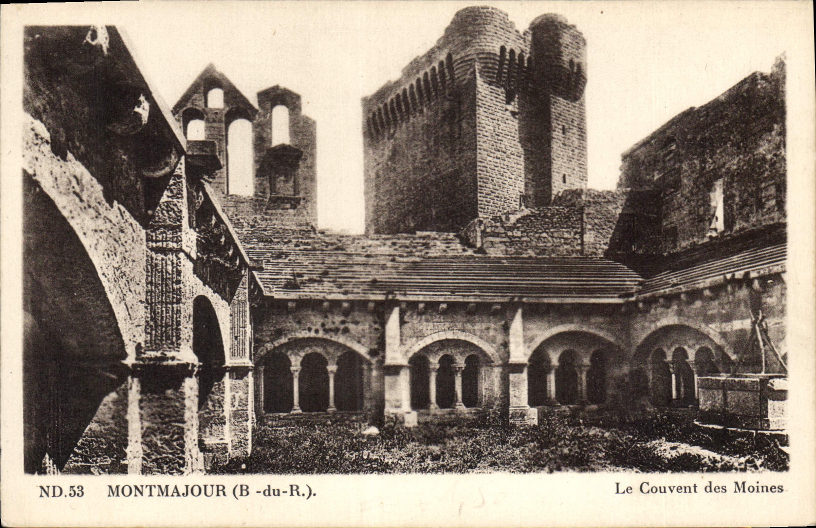 CPA Montmajour Le Couvent des Moines 