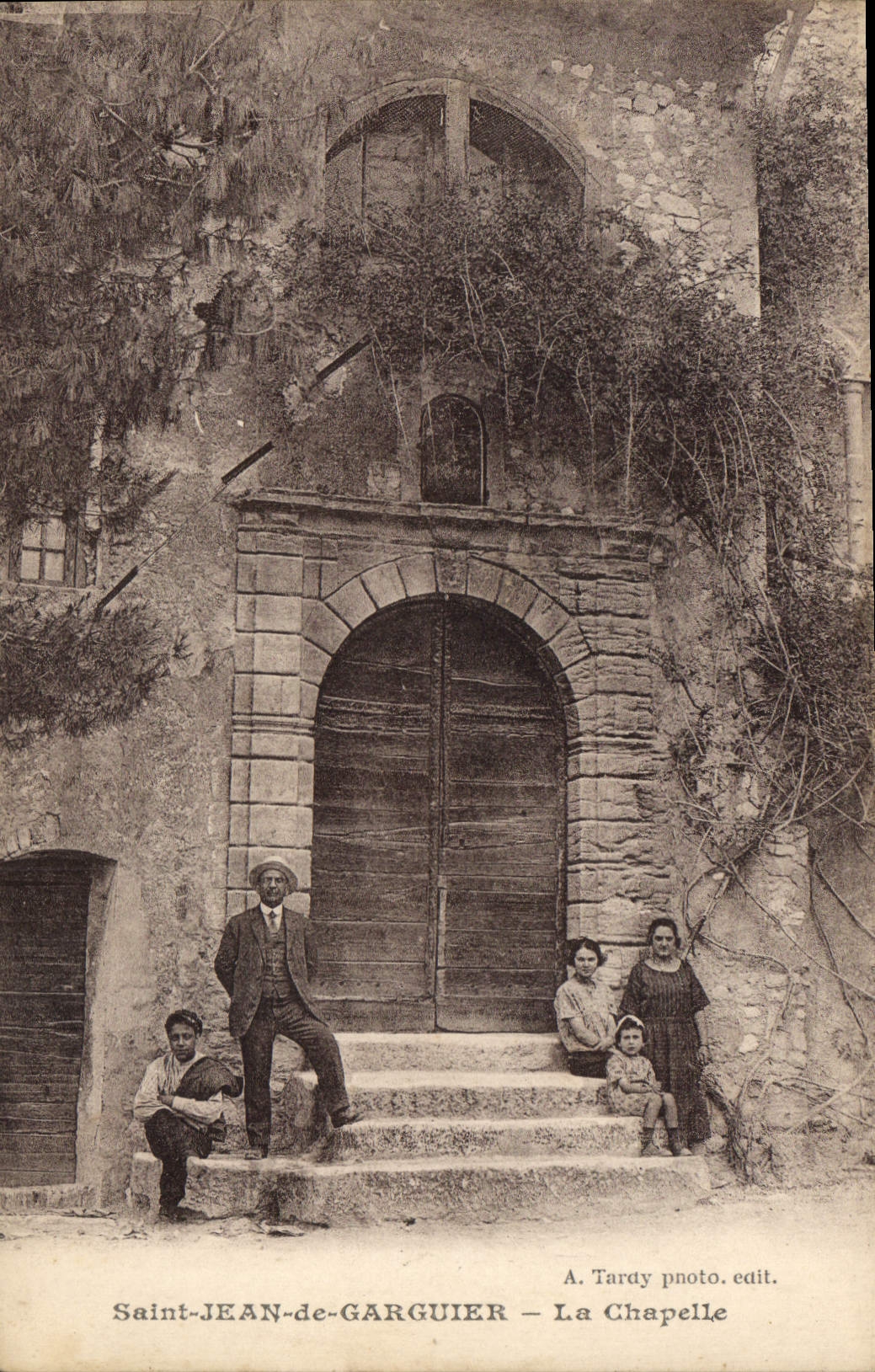 CPA Saint Jean de Garguier la Chapelle Enfants