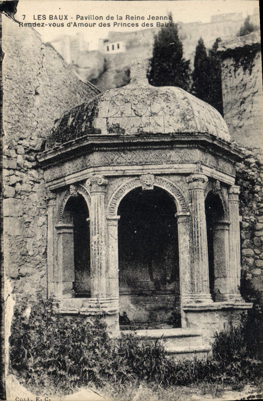 CPA Les Baux Pavillon de la Reine Jeanne Rendez vous d'amour des Princes des Baux 
