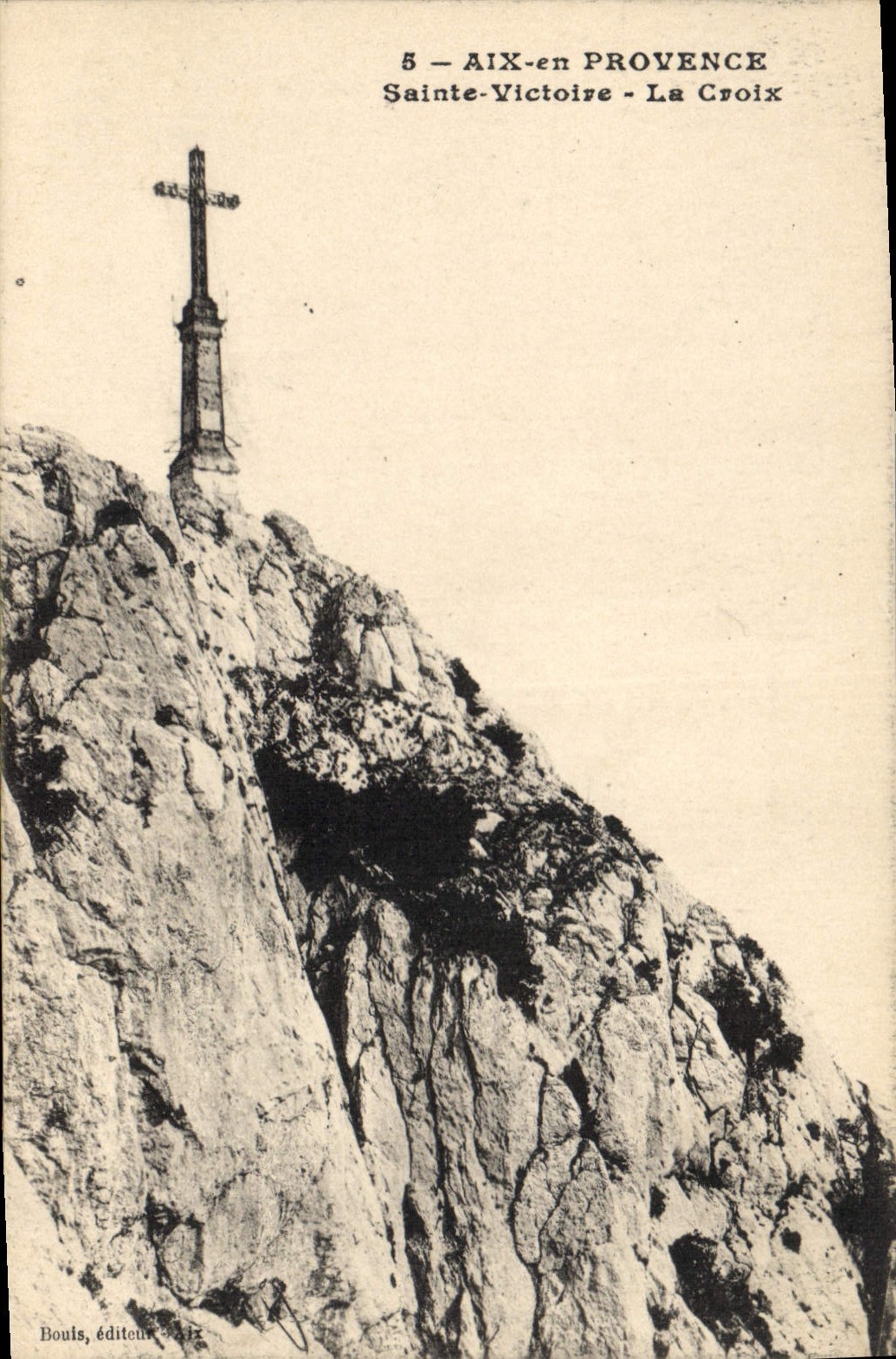 CPA Aix en Provence Sainte Victoire la Croix 