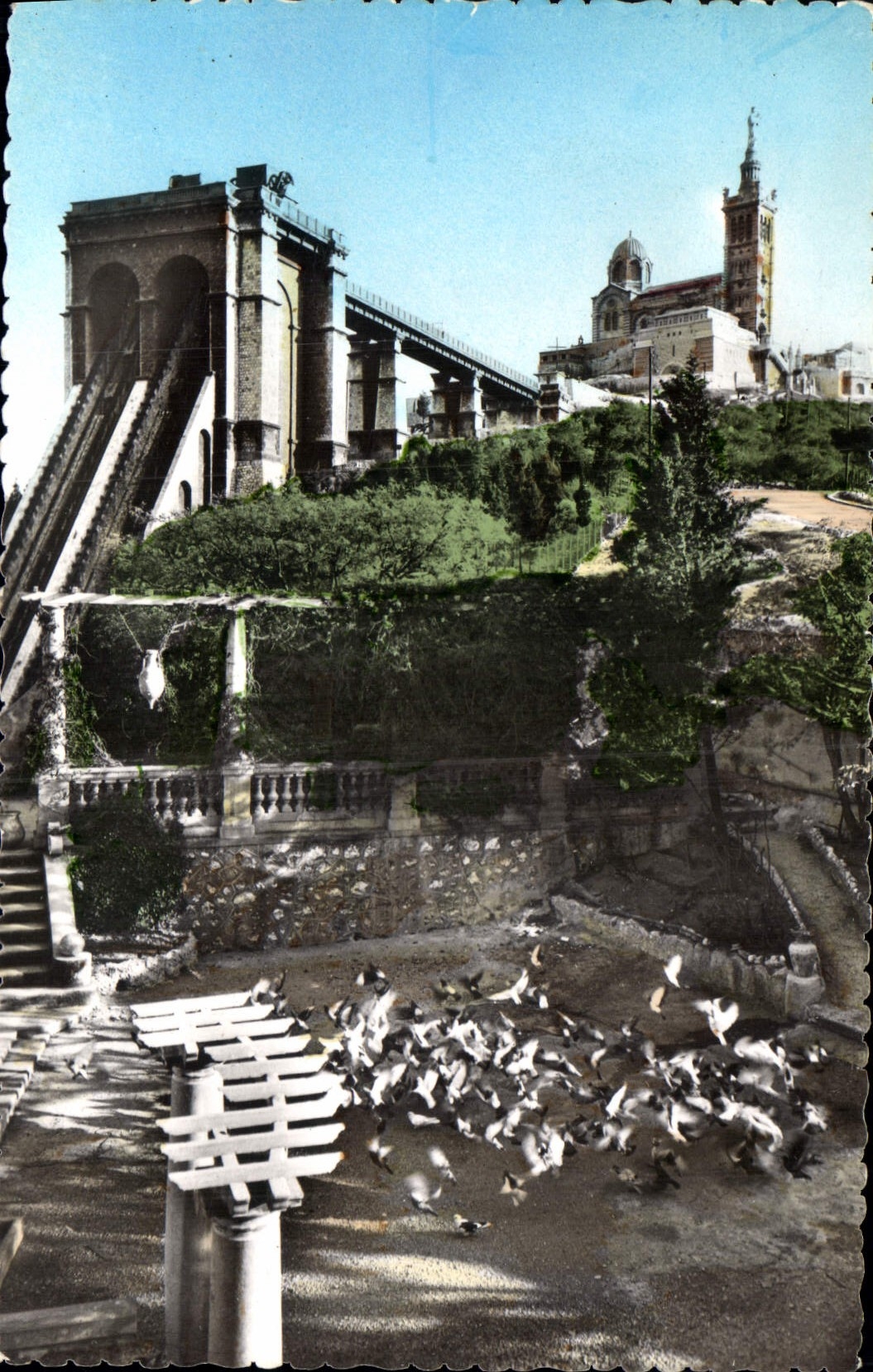 CPA Marseille Ascenseur de N D de la Garde 