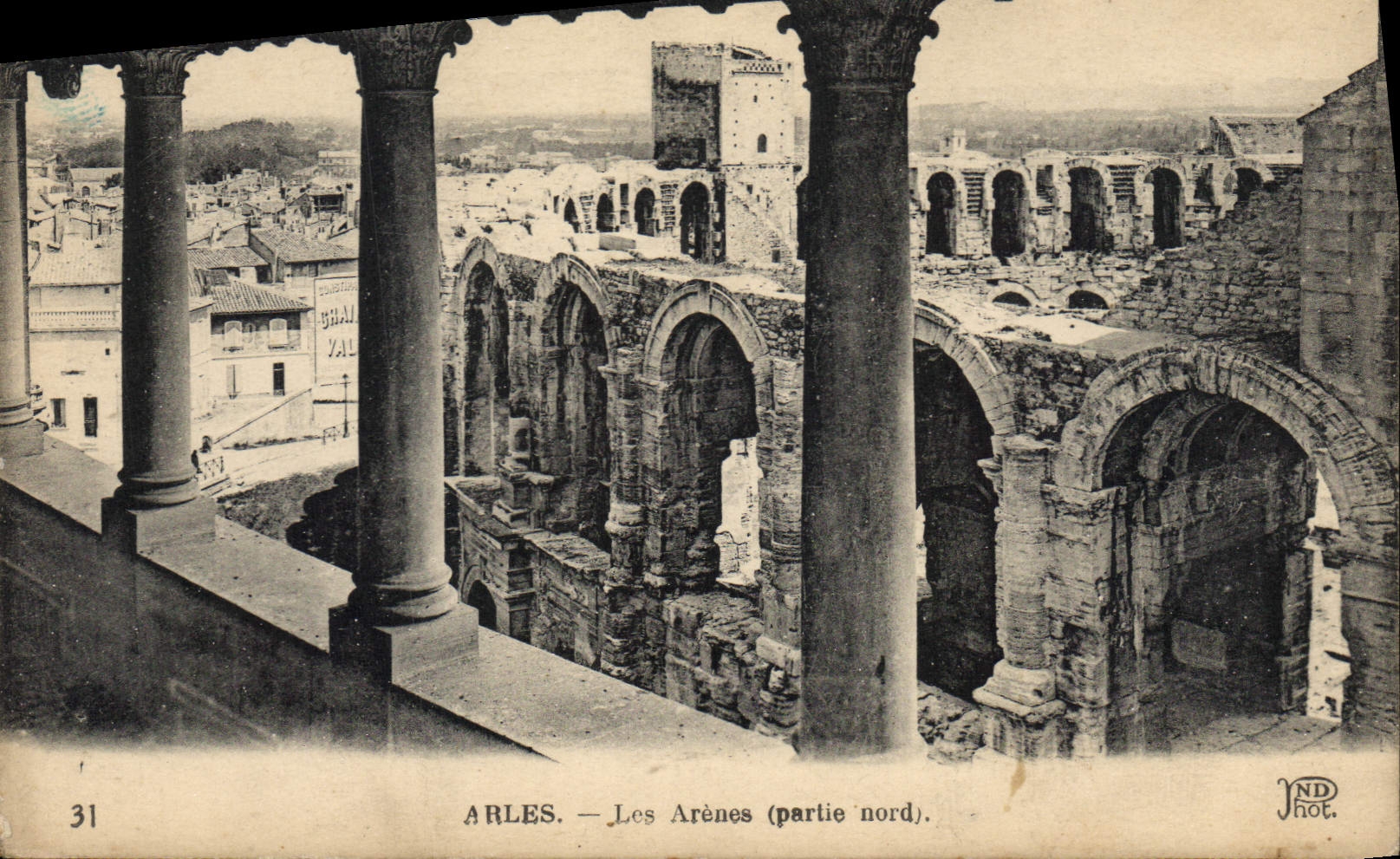 CPA Arles les Arenes partie Nord 