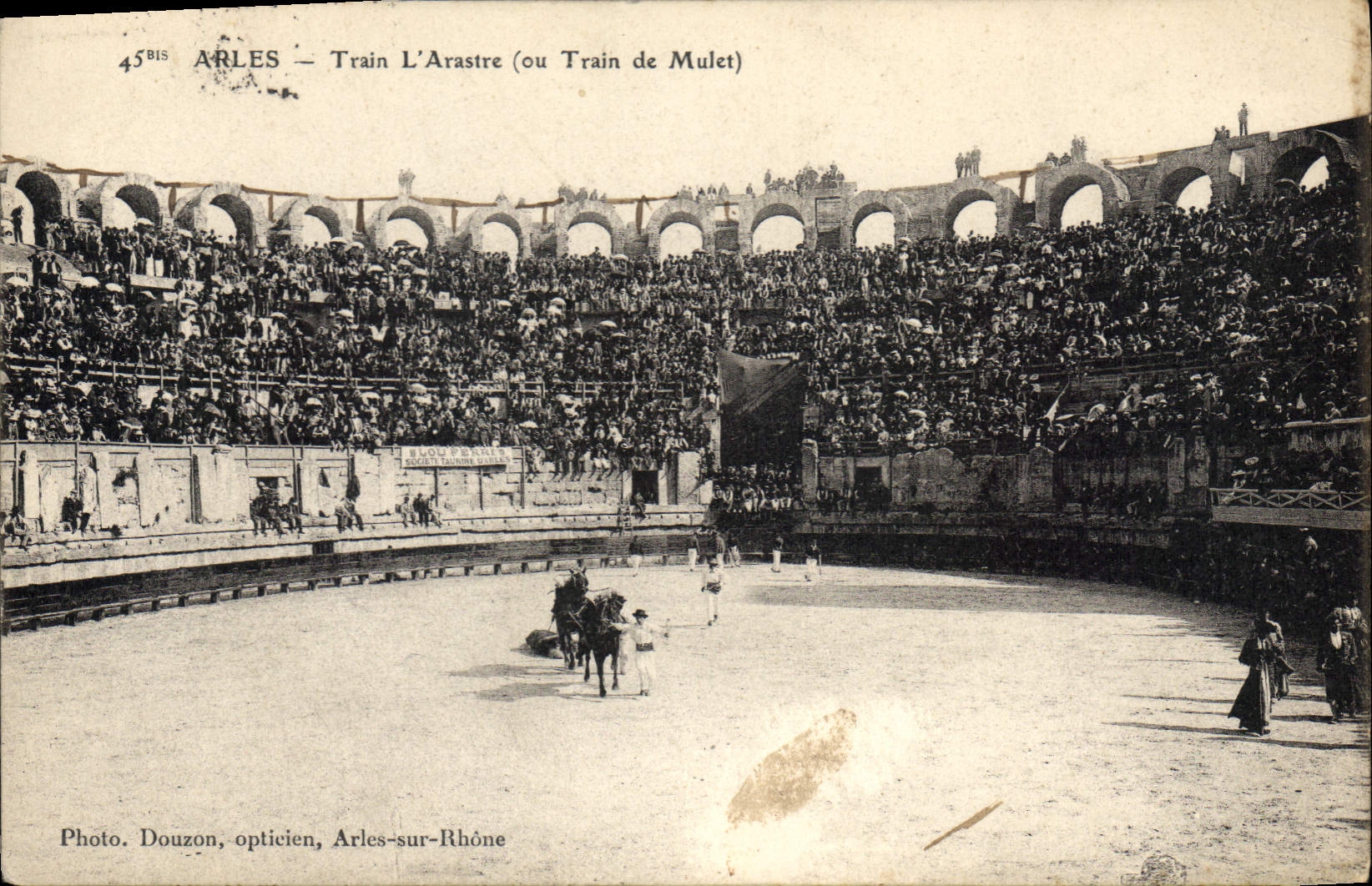 CPA Arles Train l'Arastre ou Train de Mulet