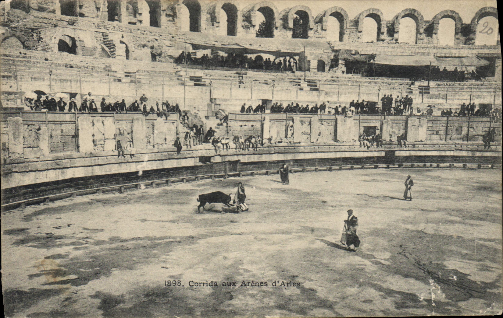 CPA Corrida Arenes d'Arles 
