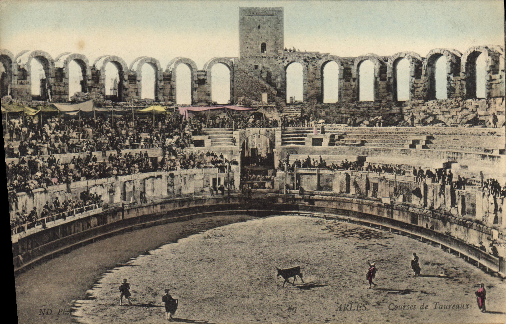 CPA Arles Courses de Taureaux 