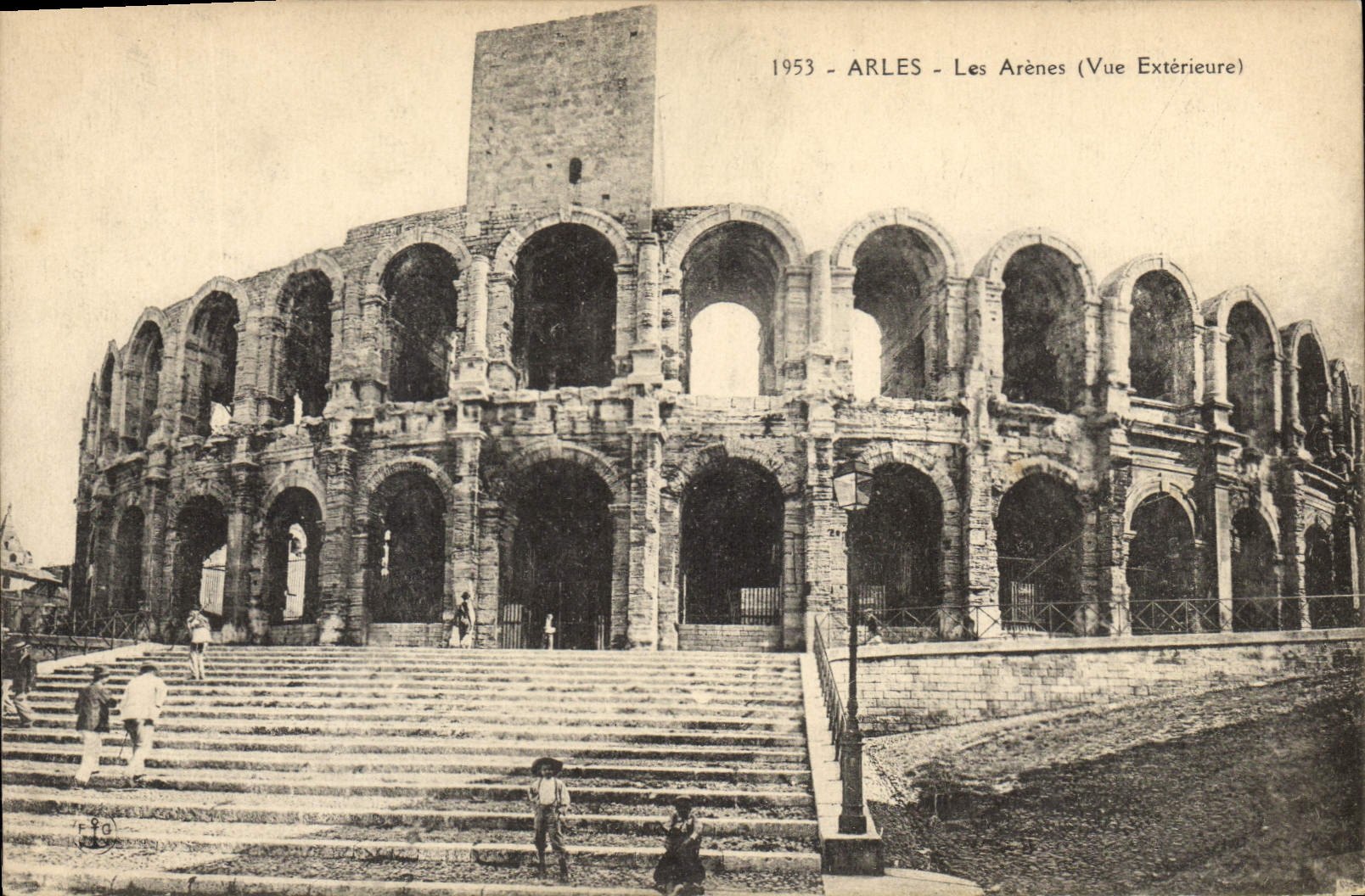 CPA Arles les Arenes vue exterieure 