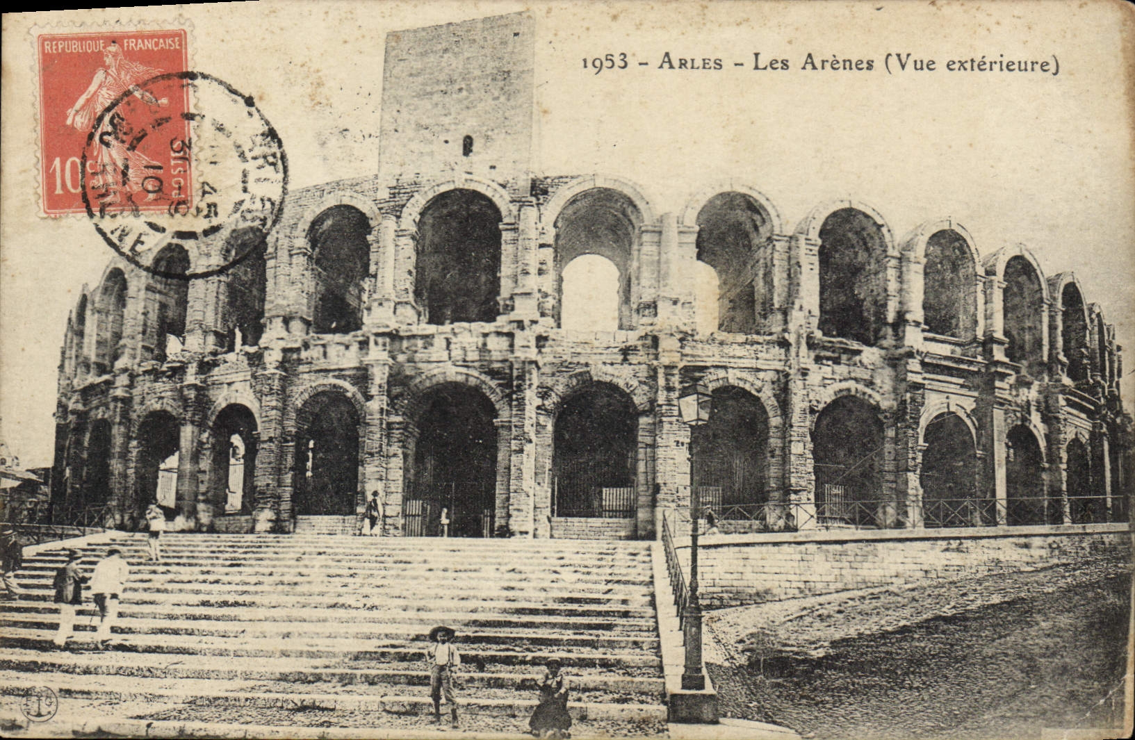 CPA Arles les Arenes vue exterieure 