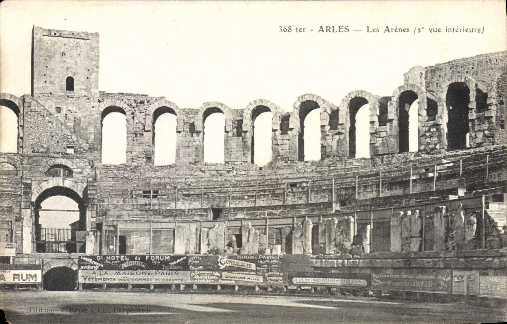 CPA ARLES Les Arenes