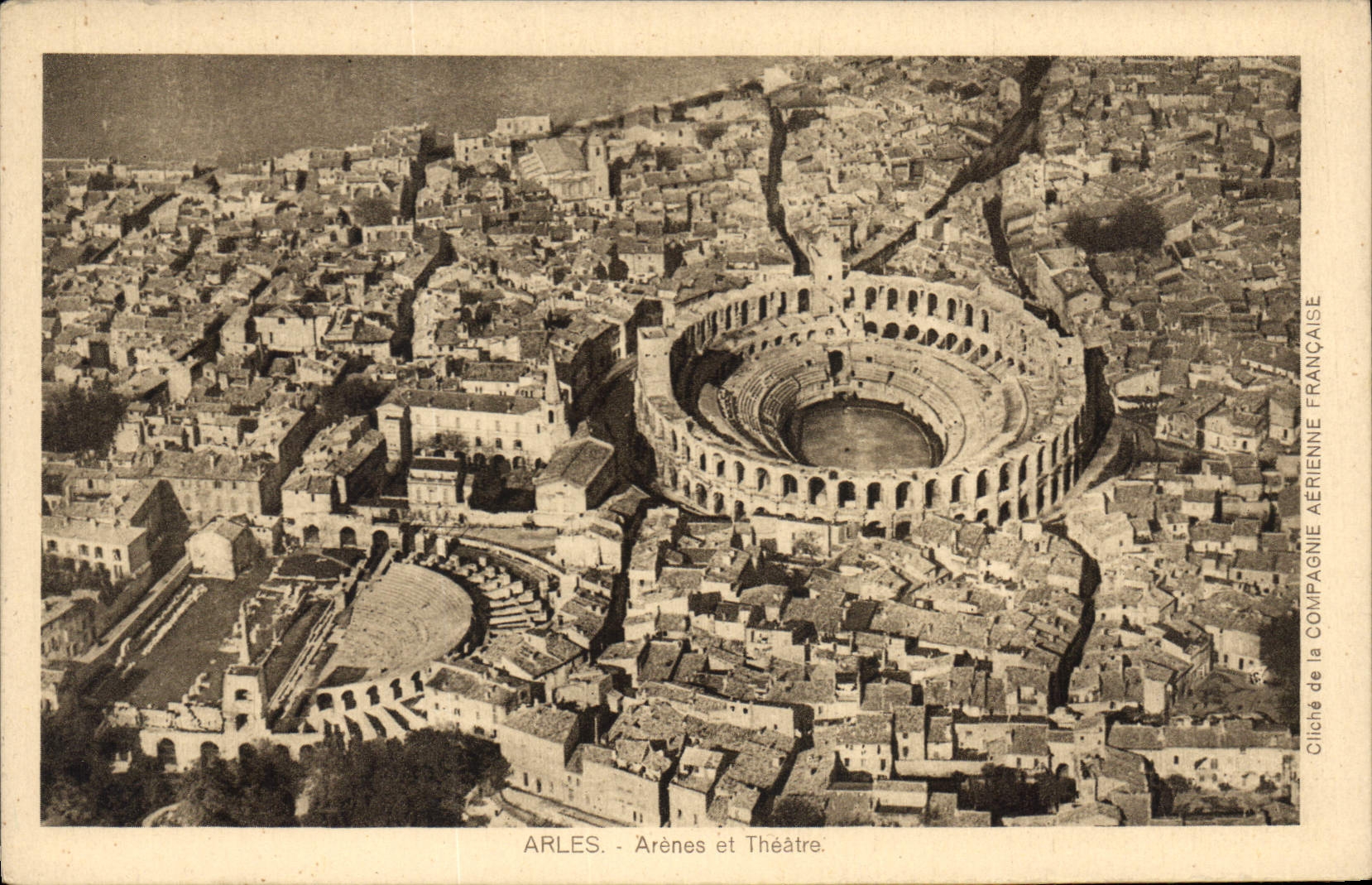 CPA ARLES Arenes el Theatre