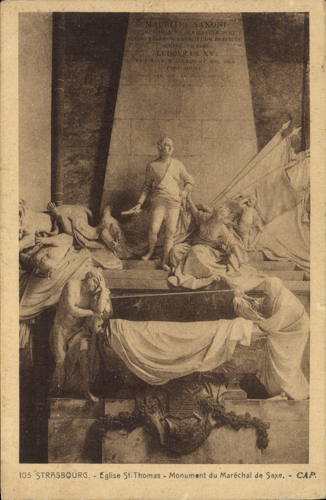 CPA STRASBOURG Eglise St Thomas Monument du Marechal de saxe CAR 