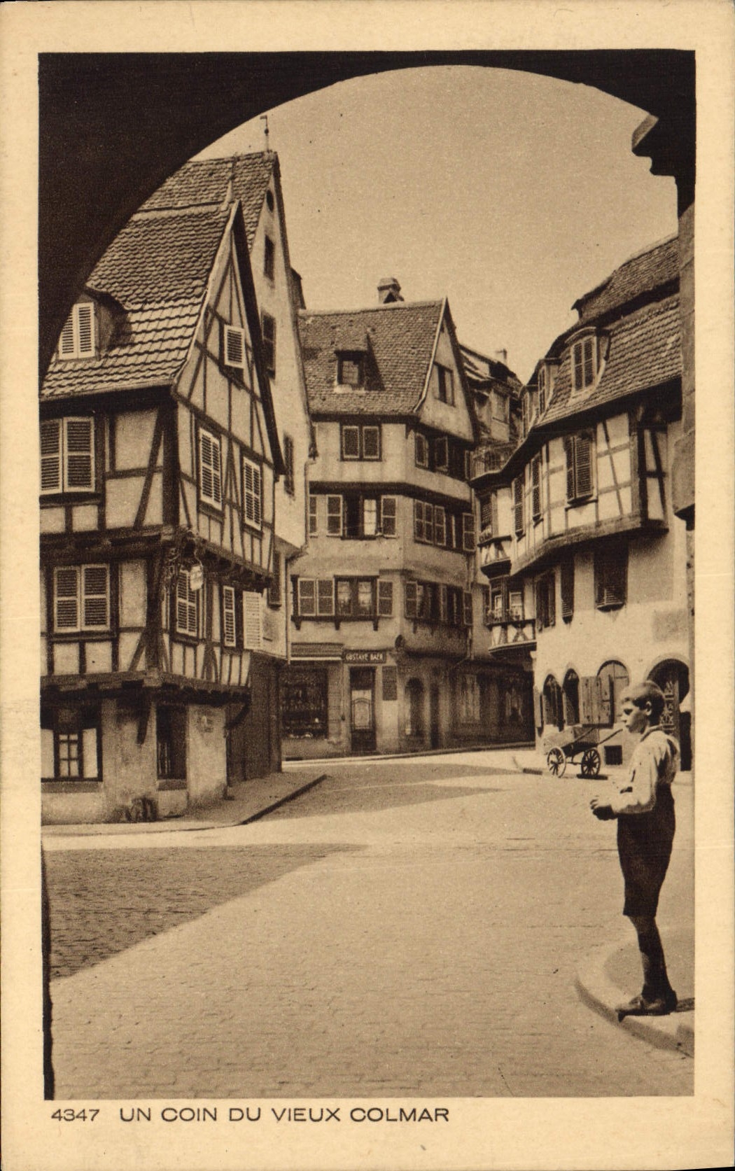 CPA UN COIN DU VIEUX COLMAR