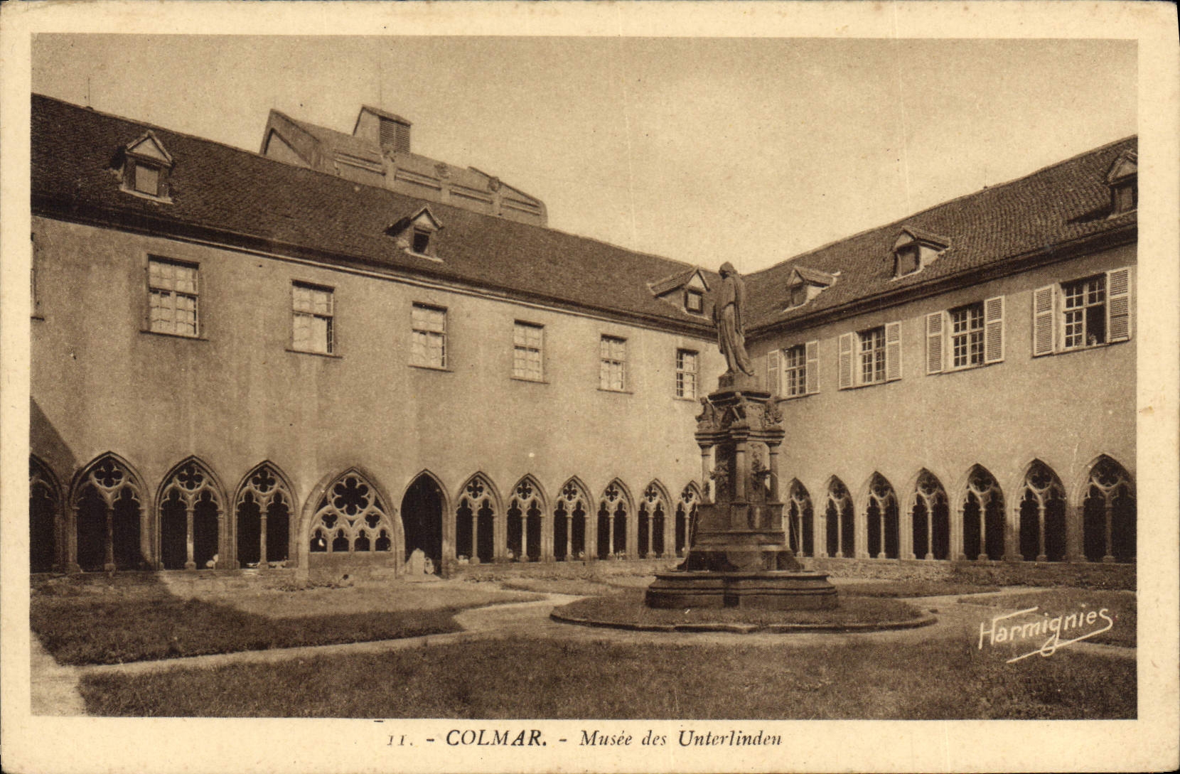 CPA COLMAR Musee des Unterlinden