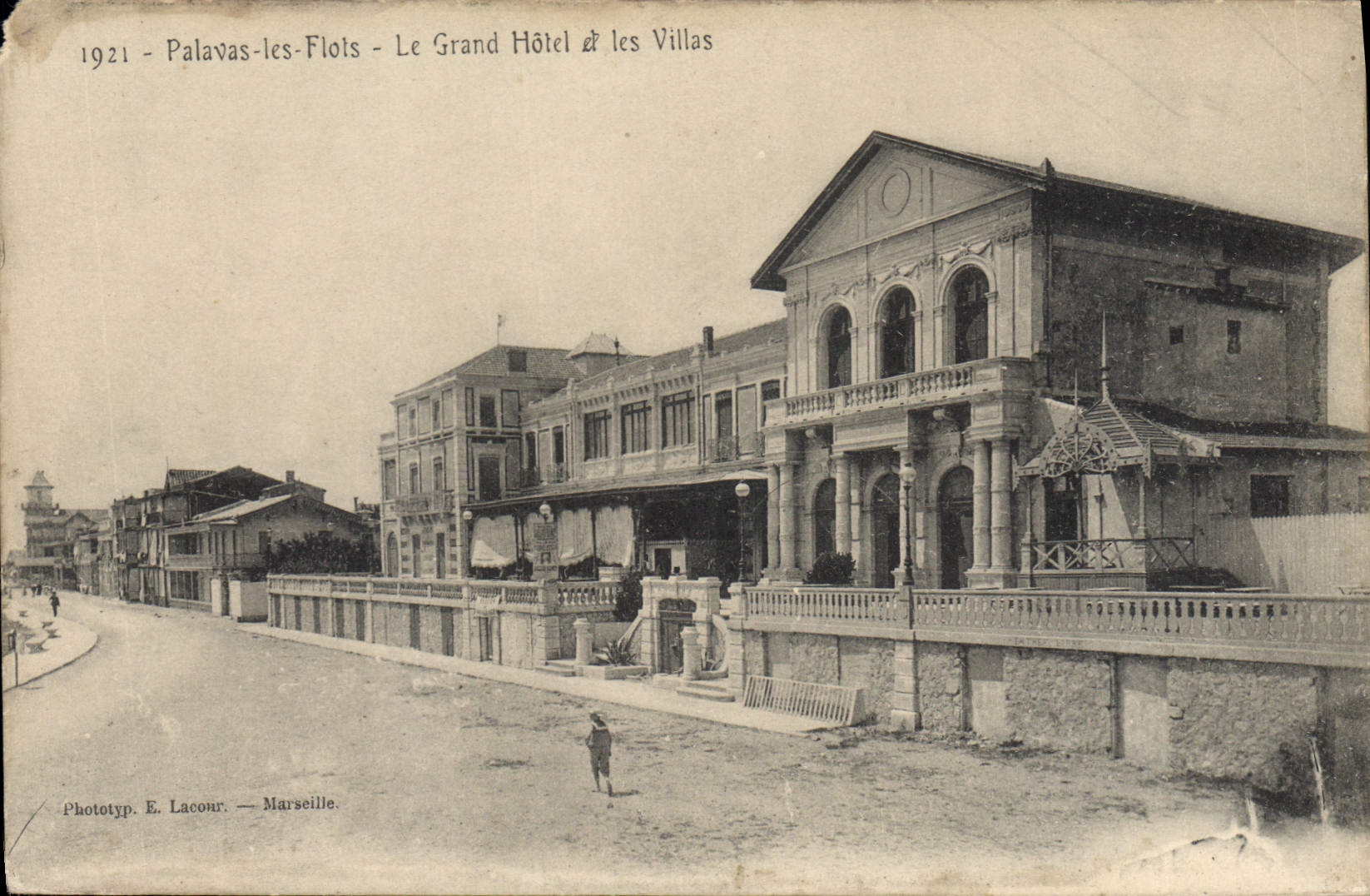 CPA Palavas les Flots Le Grand Hotel et les Villas