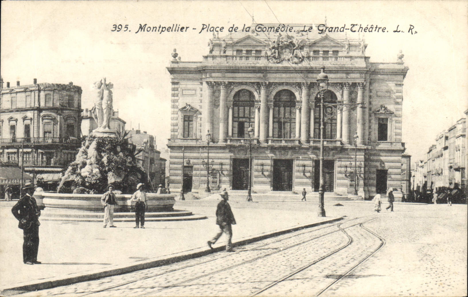 CPA Montpellier Place de la Comedie Le Grand Theatre L.R