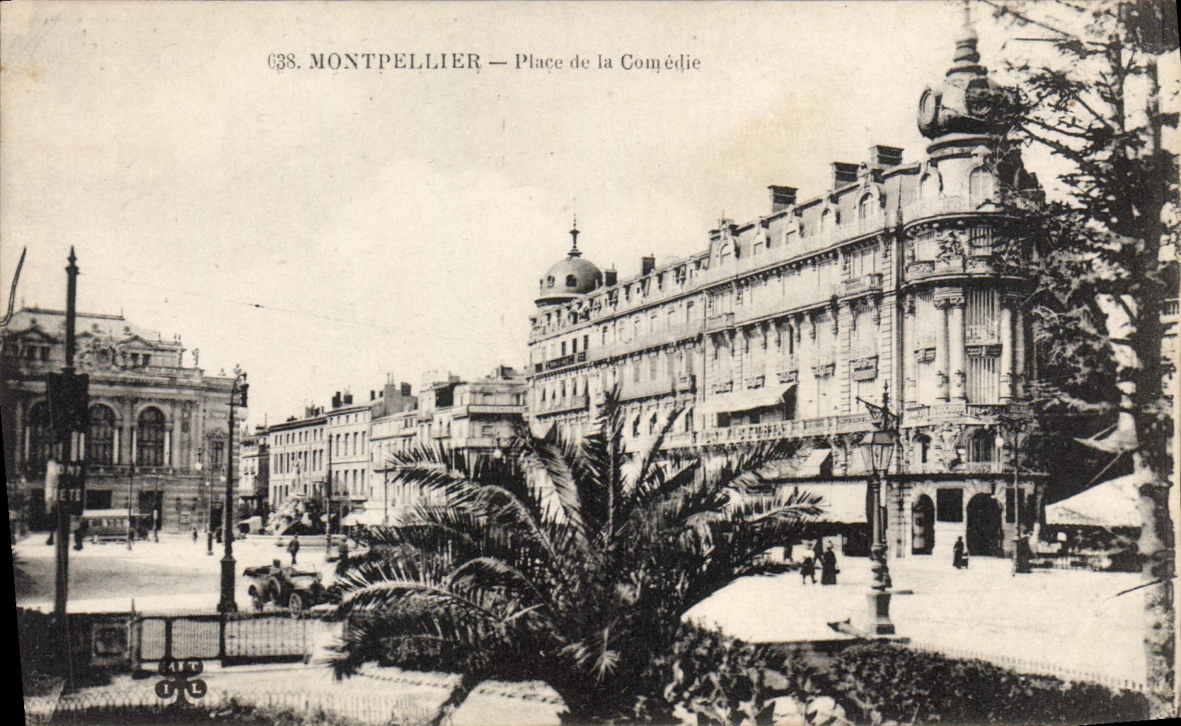 CPA MONTPELLIER Place de la Comedie